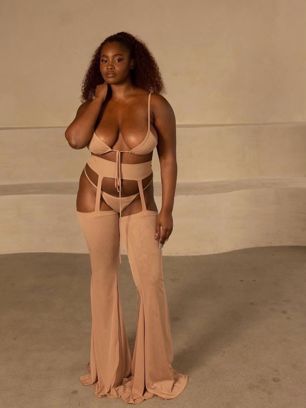 Laina Rayna Sheer Delight in Honey Beige
